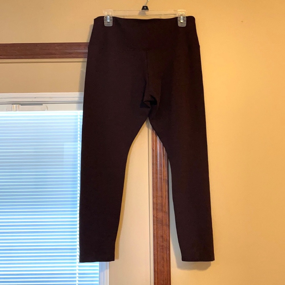 LYSSE Joylyn Ponte Legging (L). Worn once. $40 OBO